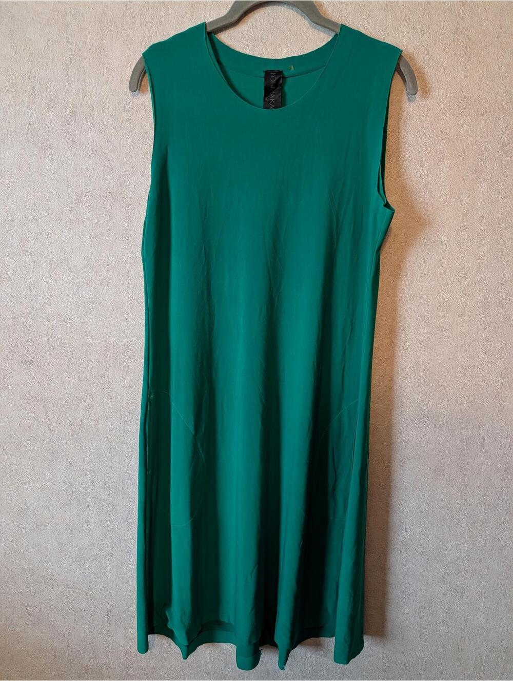 NORMA KAMALI kelly green sleeveless jersey swing dress sz M